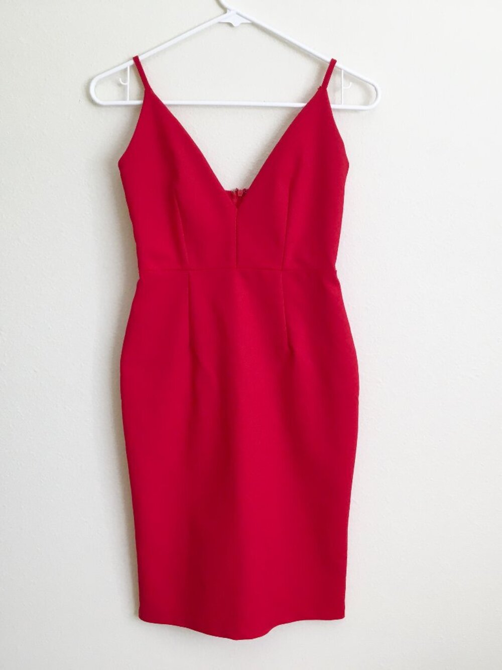 Luvalot Formal Red Mini Dress - Size 4 - Very Good - Australia